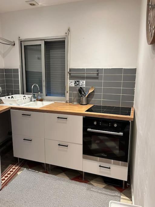 Appartement La Petite Provence à Arles Extérieur photo